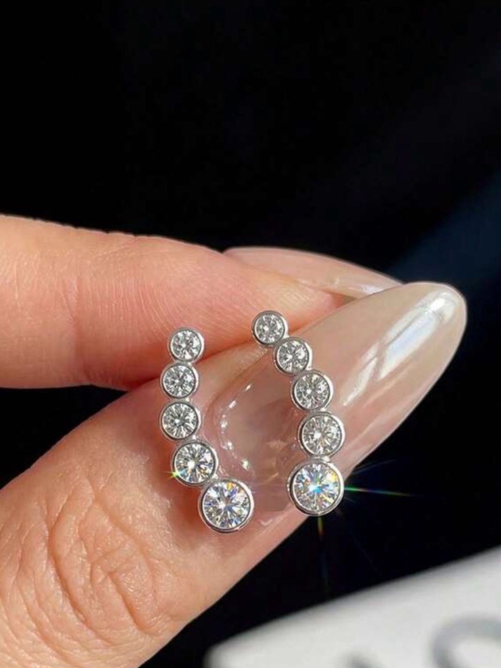 Sterling Silver moissanite Crawler Earrings - Clear